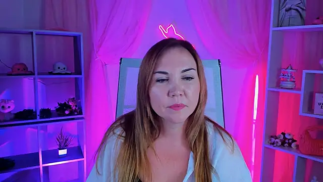 AylaTallow webcam