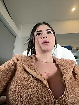 misslollipop04 live cam on StripChat