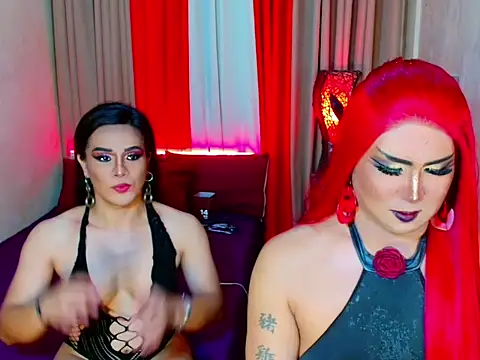 Wildest_Slave_Huntress webcam