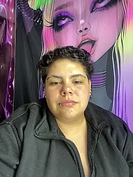 Hailey_Curvy webcam