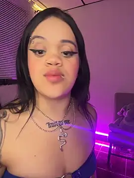 SussyRoxy_ webcam