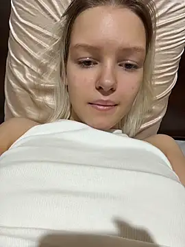 AshleyMur webcam