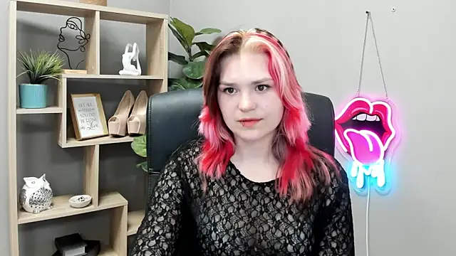 SweetLilyxo webcam