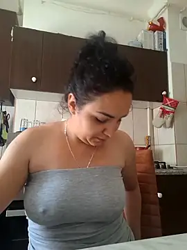 Roxana_Roza_Roz live cam on StripChat