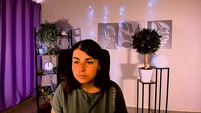 MartaEdams webcam