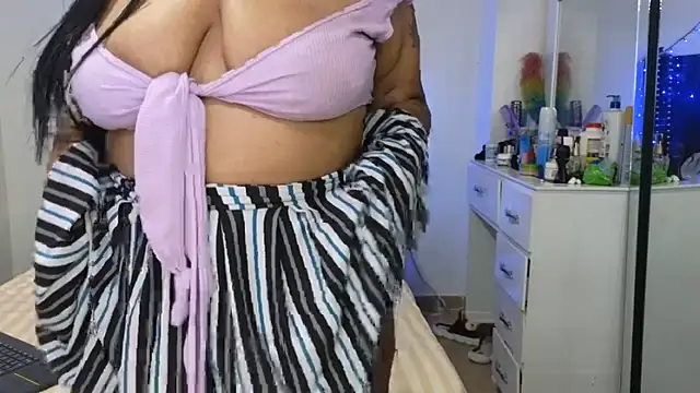 charlotte_077 webcam