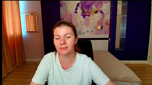 LunaKissesx webcam
