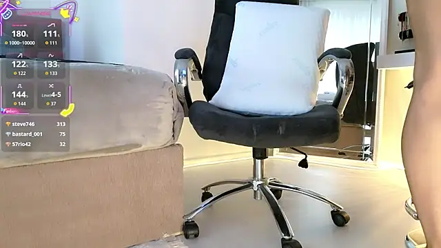 missmiamore webcam
