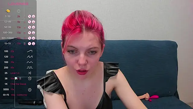 Marie_Reyess webcam