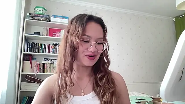 JoyceMonroe_1 webcam