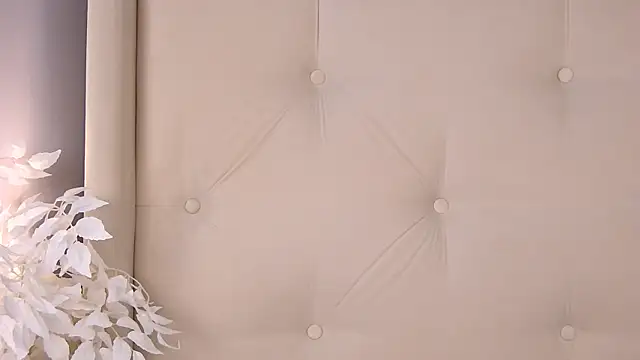ur_wet_dreams webcam