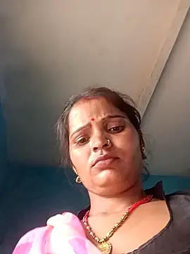 Divya_hot88 live cam on StripChat