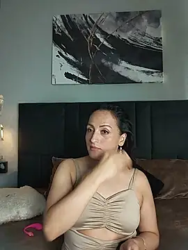 evazul live cam on StripChat