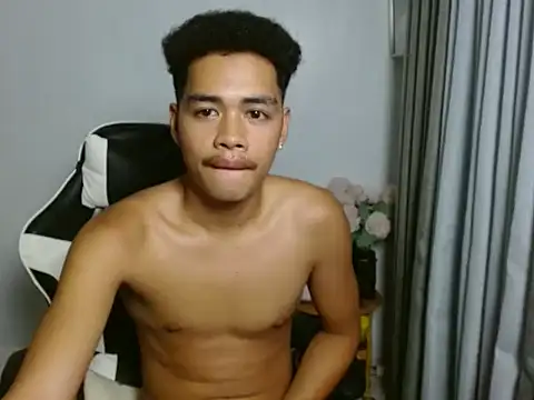 curlyasian_njxx (M twink) - public cum show