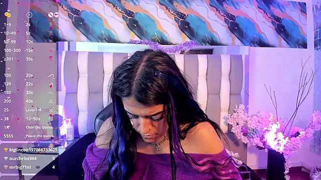 IsaDiiaz live cam on StripChat