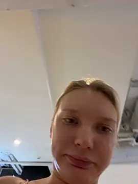 AmmyHot webcam