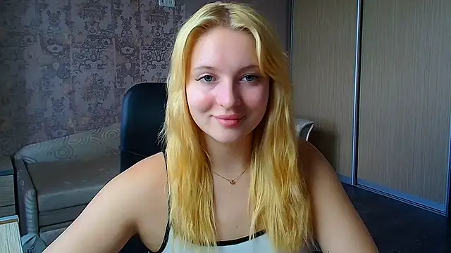 Milka_kiss_ webcam