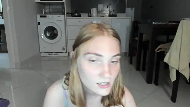 ReddHotPipper webcam