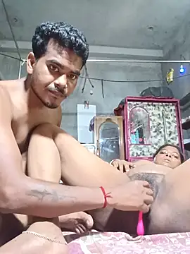 Fetish-Couple2 webcam
