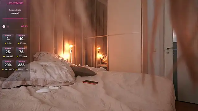 oh_juliee_ webcam