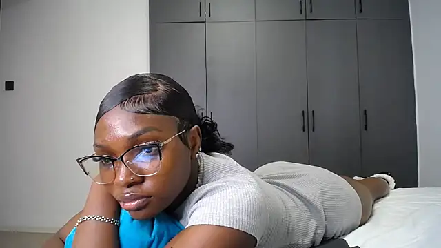 Pretty_Liya08 webcam
