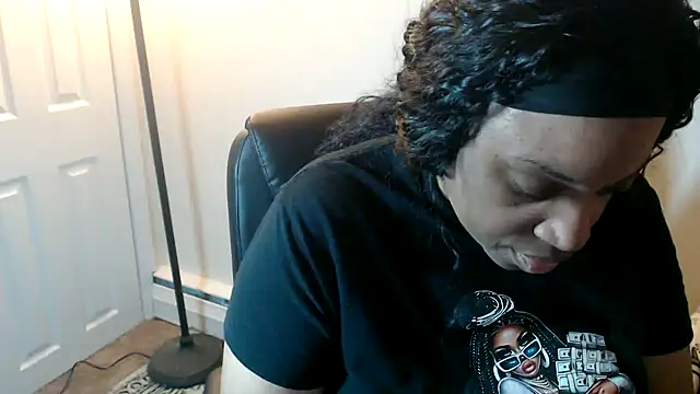 Sexymona1218 webcam