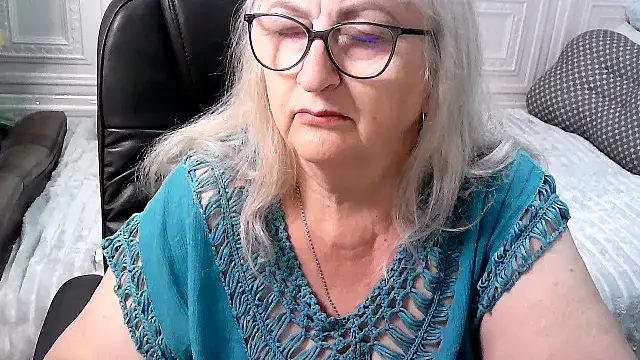 LolkaAlyss webcam