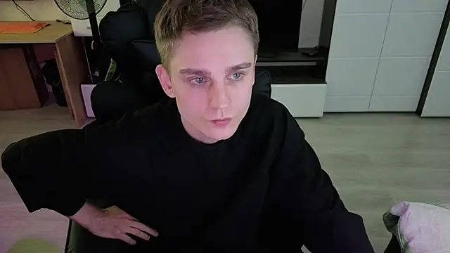 angryzan webcam