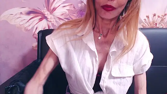 BlondPussy live cam on StripChat