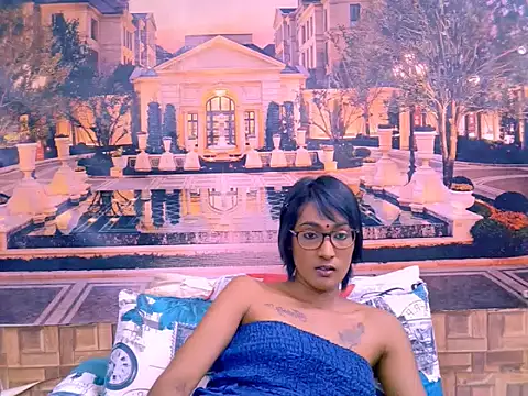 IndianRebel4u2Luv webcam