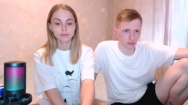 juliaanddima webcam