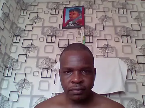 Chumba_001 live cam on StripChat