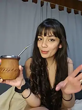 leoynicky98 (G young) - Open ass in 4 + oil 🍑 💦