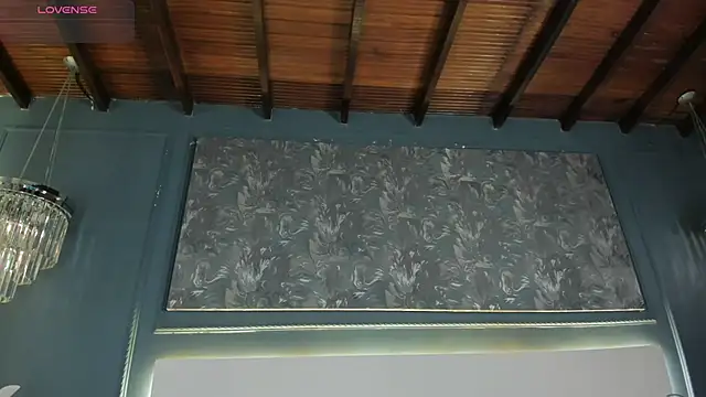 MiaKay1 webcam
