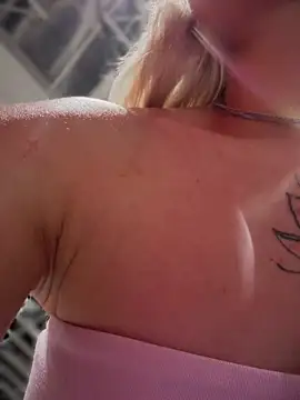 pinkstar_ webcam
