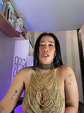 AsianMilfSheryl webcam