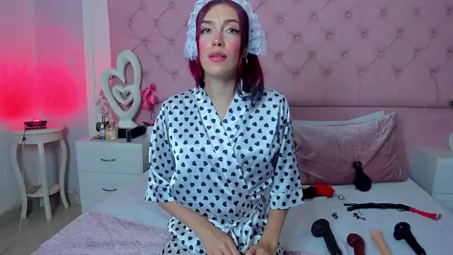 DannaFlame_ live cam on StripChat