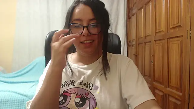 Venus_cat_ live cam on StripChat