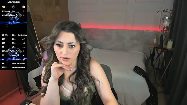 KylieMellow webcam