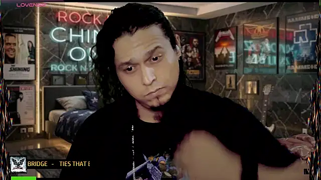 chino_roz webcam
