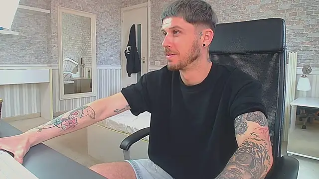 JonahShaw webcam