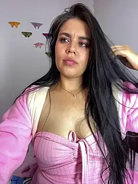 sophyy_white webcam