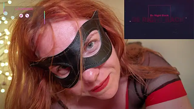GingerAleMILF webcam