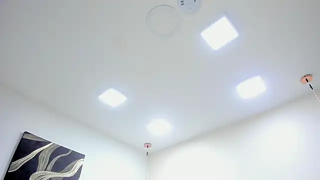 MiiaVelvet_ live cam on StripChat