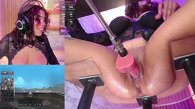 NinaCapelli webcam
