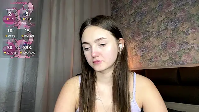 LoraDavi live cam on StripChat