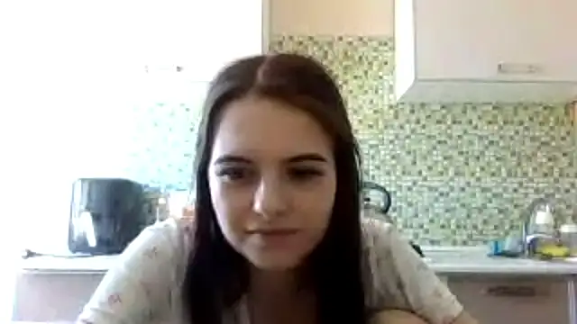 KikiAmino webcam