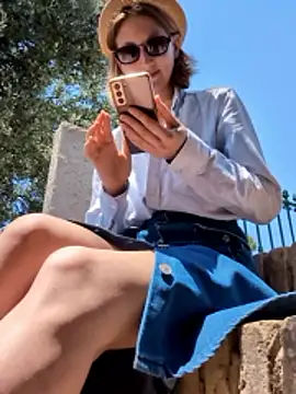 Julialexxxx webcam
