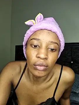 kiki_sexxy webcam