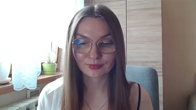 LooveELLYx webcam